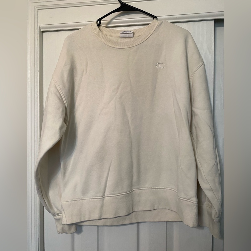 Champion Off-White Crewneck Sweatshirt Women’s size M